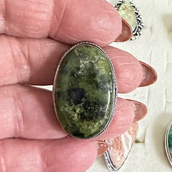 Hand Crafted Jewelry - Natural serpentine gemstone, oval, silver plated, overlay stamp 925 ring size 6